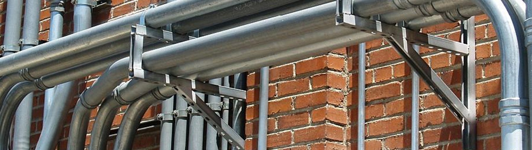 Conduit eléctrico de acero carbono